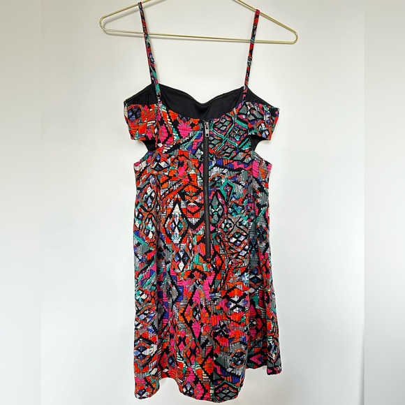 Material Girl geometric print dress - Picture 4 of 6